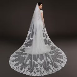 White Cathedral-Length Bridal Veil Hair Comb